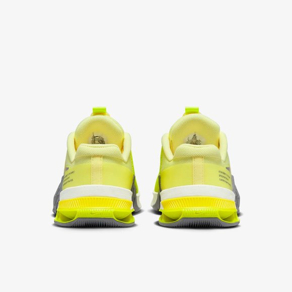 [NEW] Women's Nike Metcon 8 Workout Shoes DO9327-801 - Picture 6 of 9